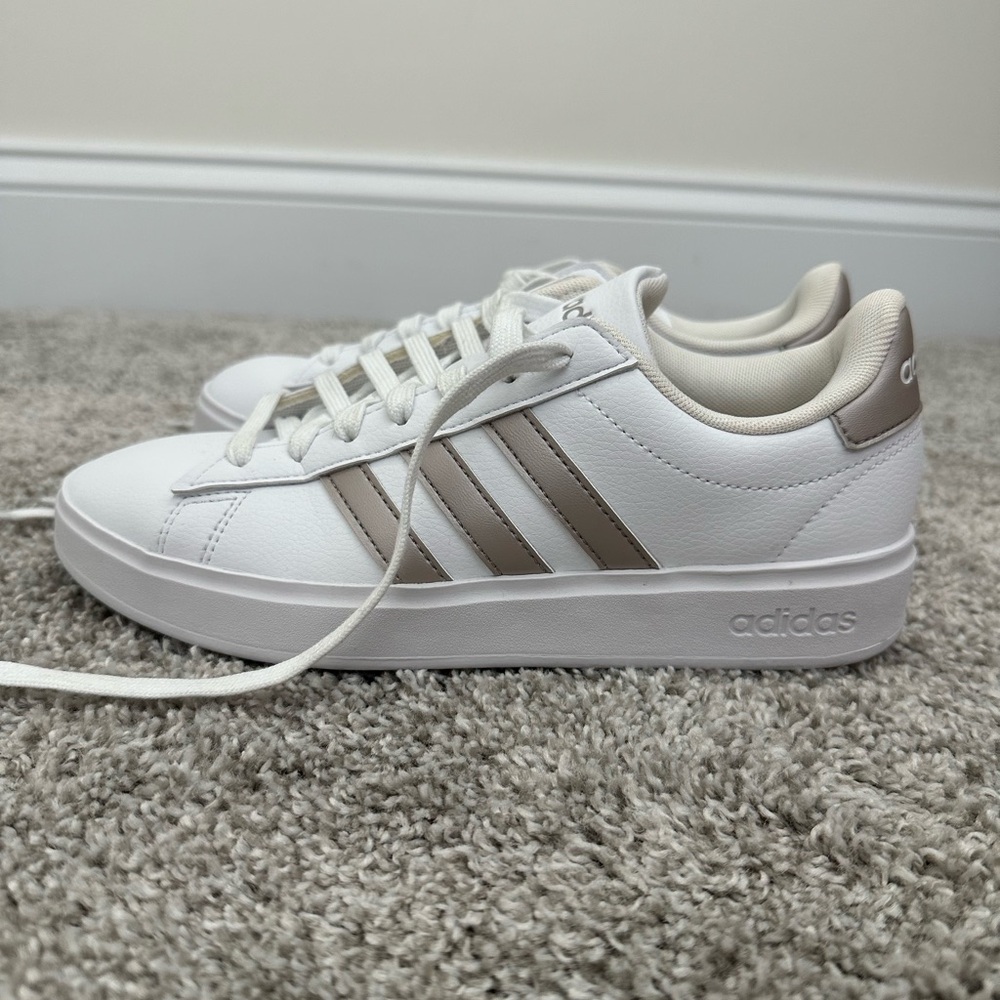 Adidas Grand Court 2.0 — worn once!